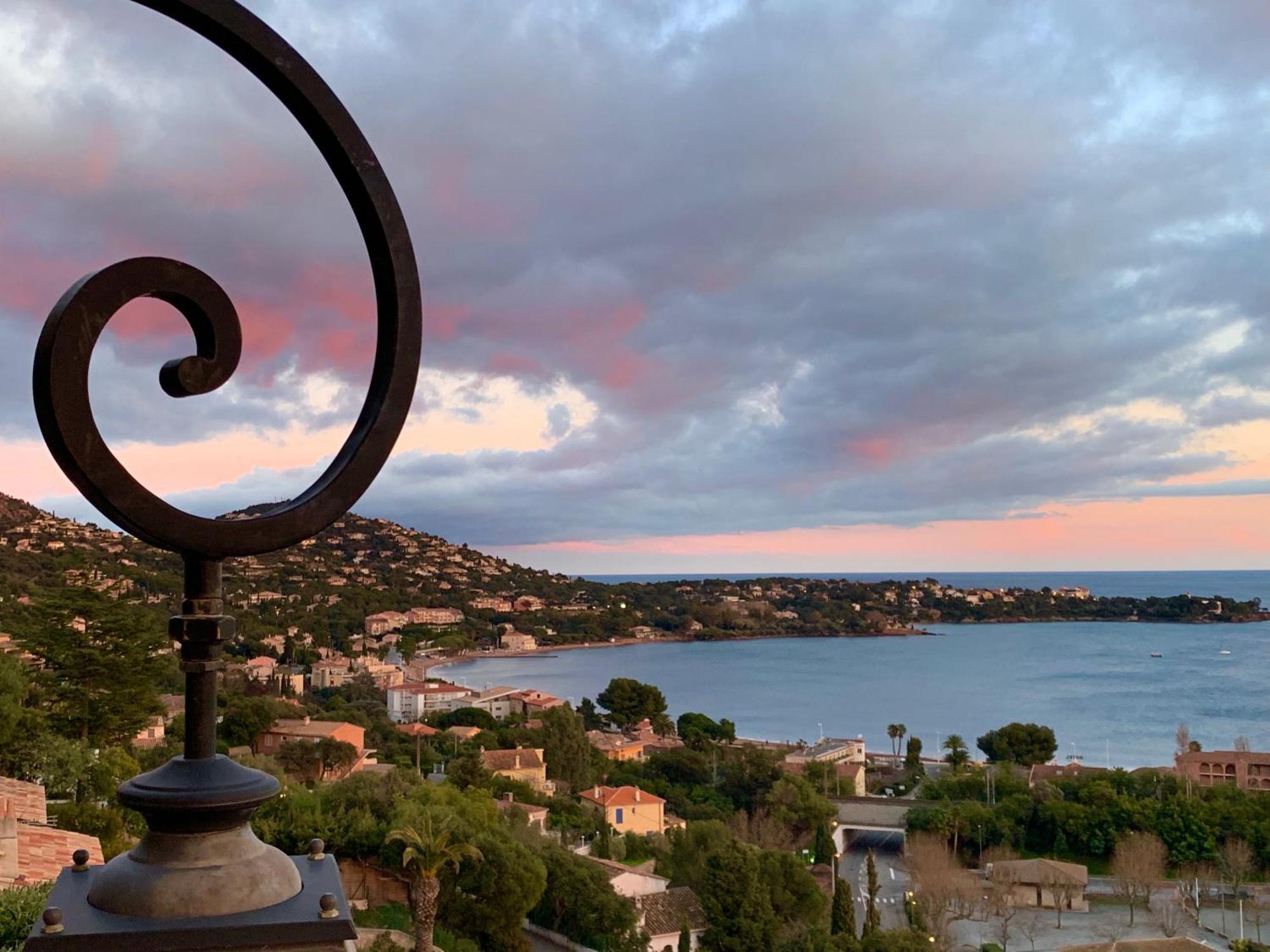 Villa Grand Baie Saint-Raphaël エクステリア 写真